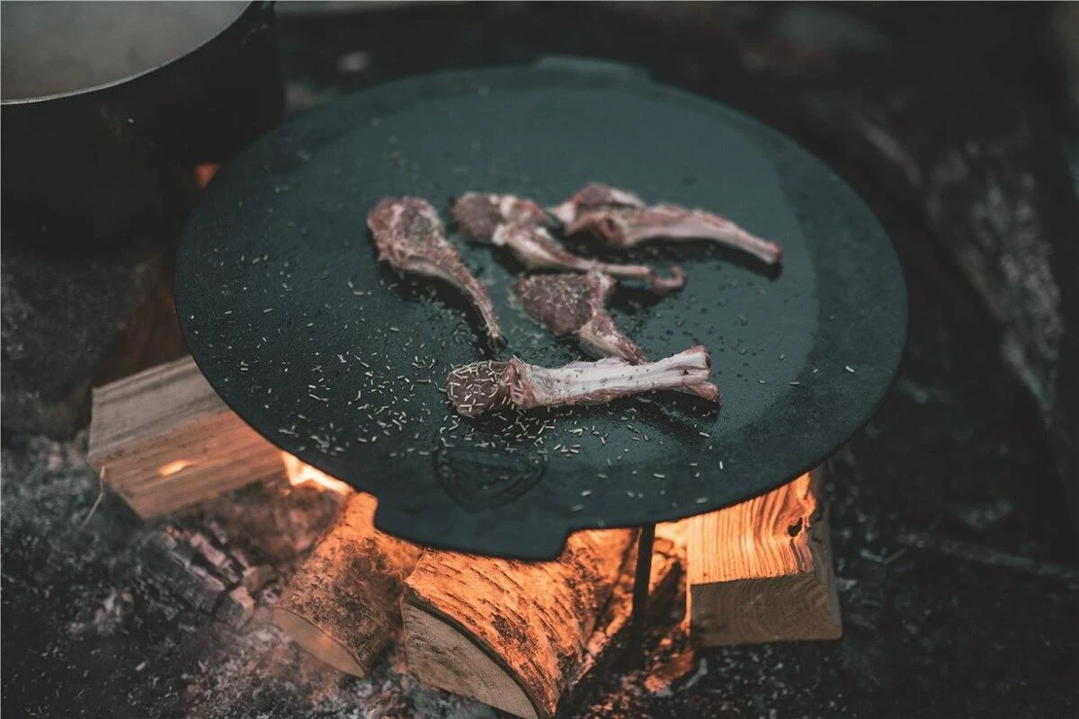 Robens Bighorn Pfanne, 3-Beinig, 48x44x23cm, Schwarz â Bild 4