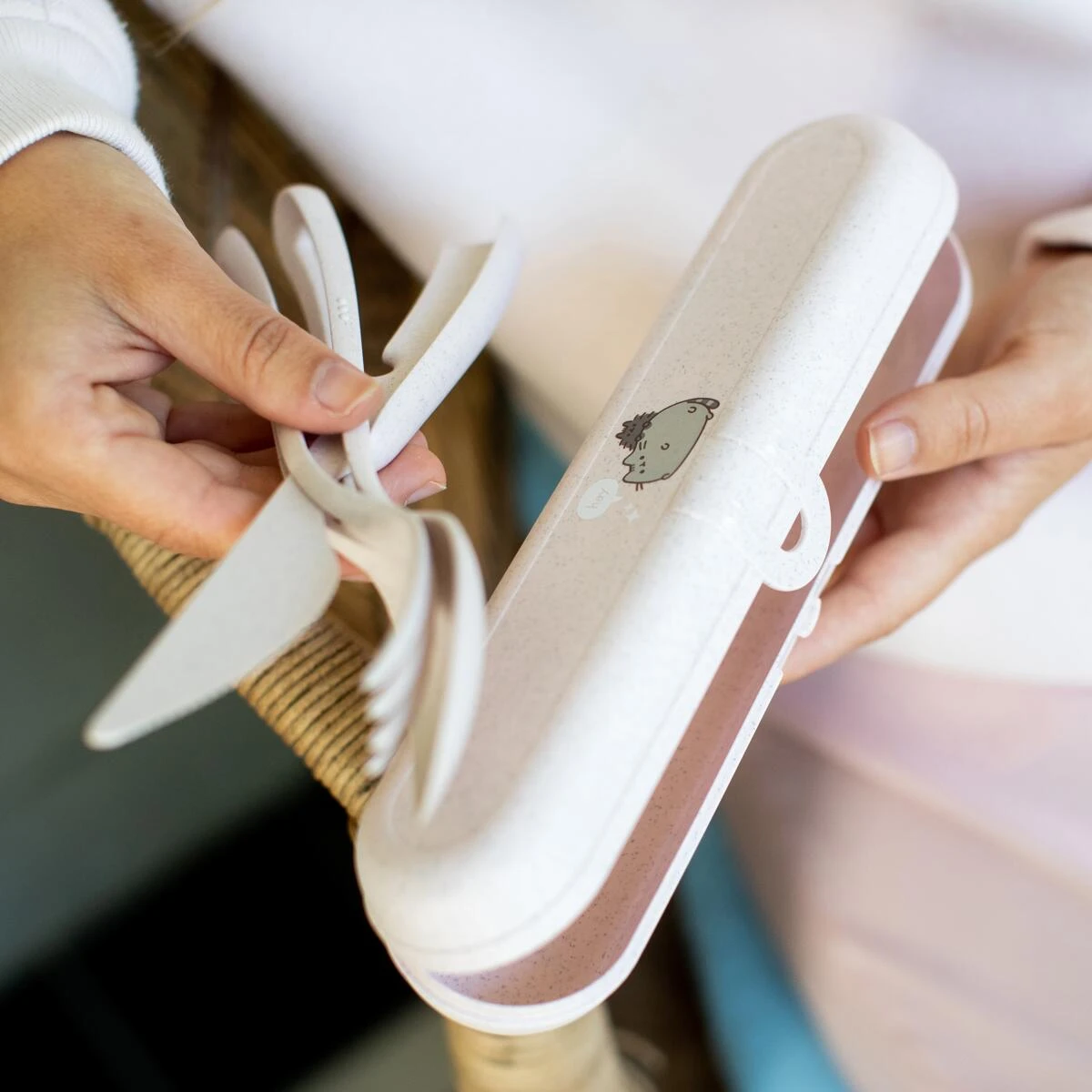 Koziol Kozio Klikk Ready Etui + Besteckset, 3-teilig, Pusheen Hi – Bild 2